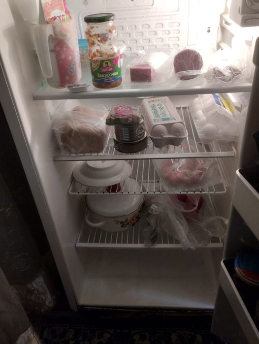 Продам холодильник