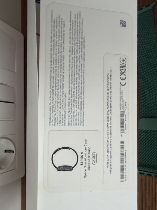 Apple Watch series 4 и 2 Air pods