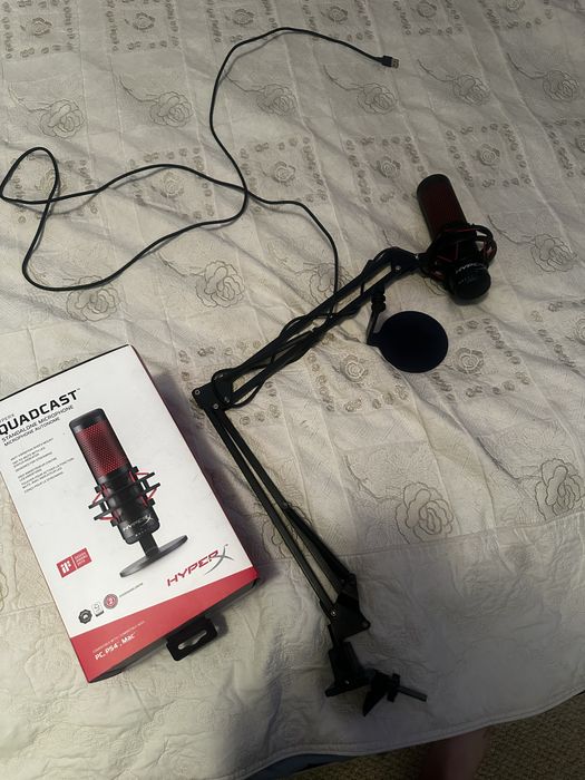 Продам Микрофон HyperX Quadcast