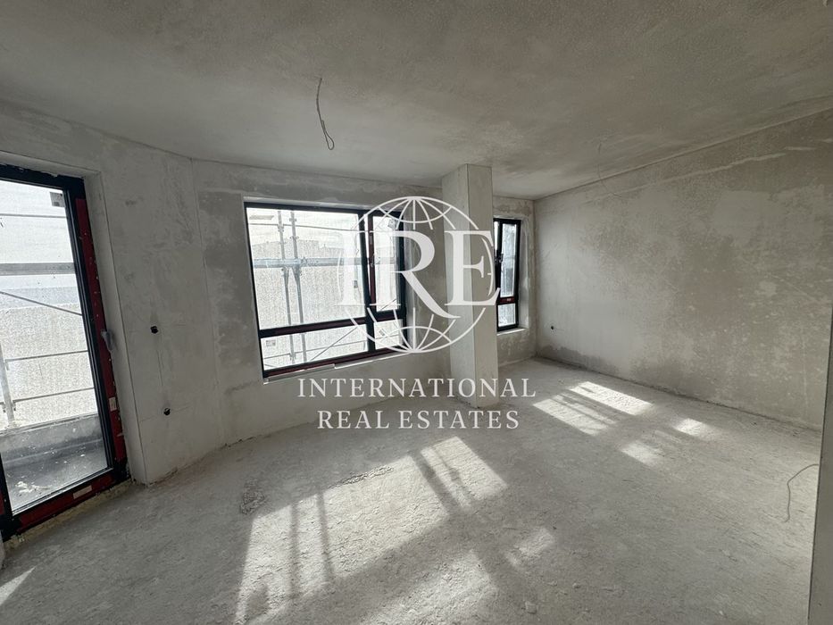 Продава се Тристаен апартамент в Варна, Чайка - 110 кв.м за 1391 €/кв.м - Снимка #7