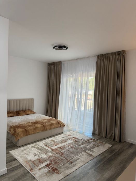 Garsoniera de închiriat Cornitoiu bloc nou