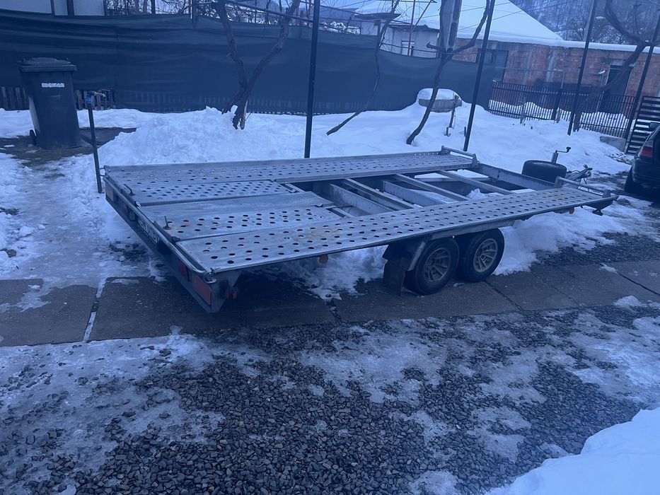 De vanzare platforma prongratz