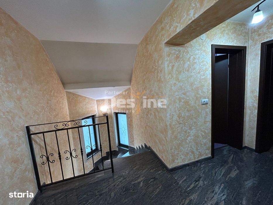 Casa cu piscina Fermelor 840mp teren  285.000€