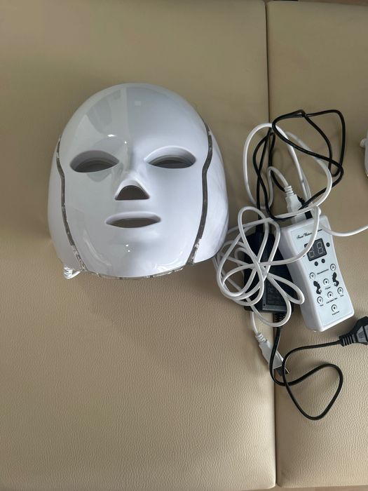 Косметологическая маска