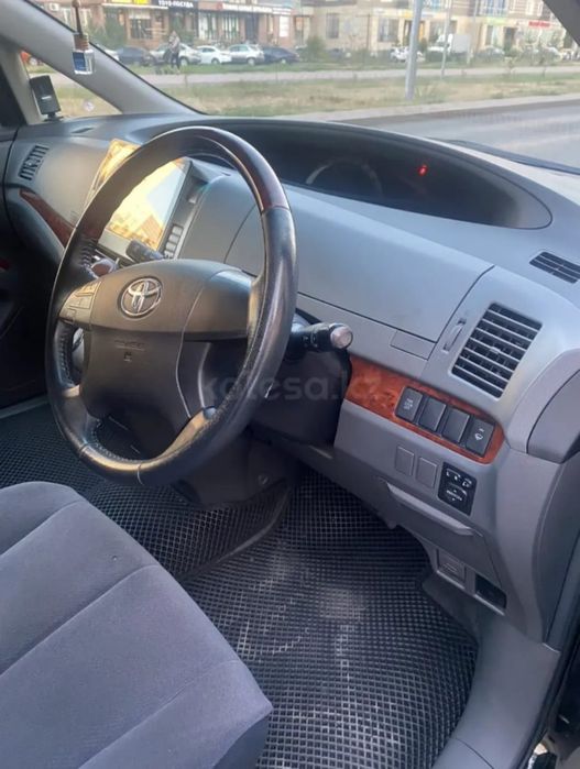 продам машину в хорошем состояние