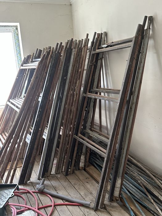 Леса стройтельные