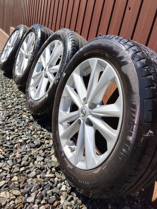 Vând jante aliaj Nissan 17"