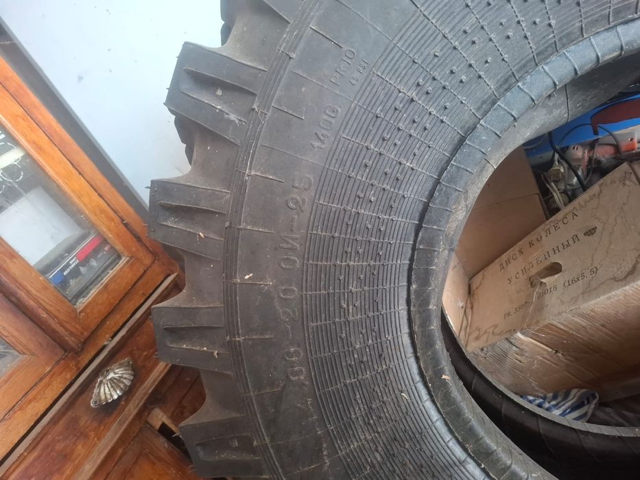 Дөнгелек сатылады срочно Продается шины срочно