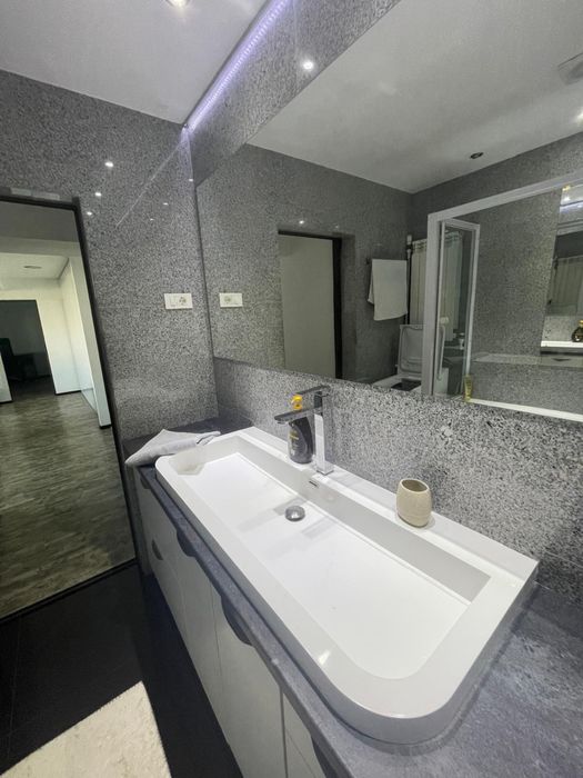 Inchiriez apartament blv. Independentei