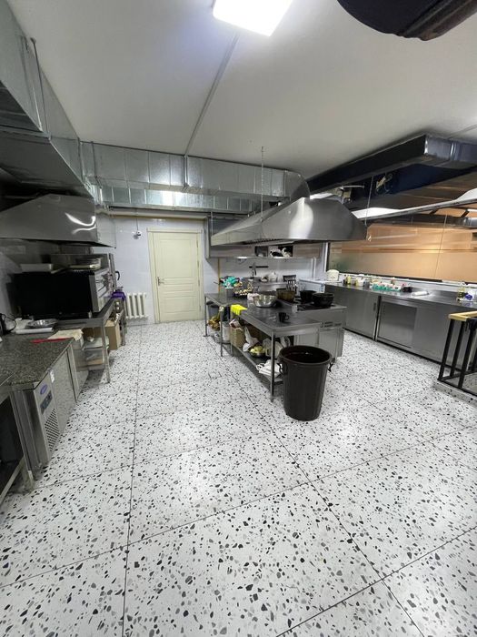 Мирабадиский район Ресторан Кафе Арендага берилади. Ишлаб Турган жой.