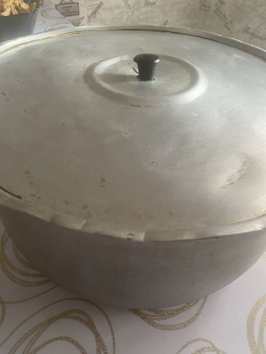Кастрюя алюминевая