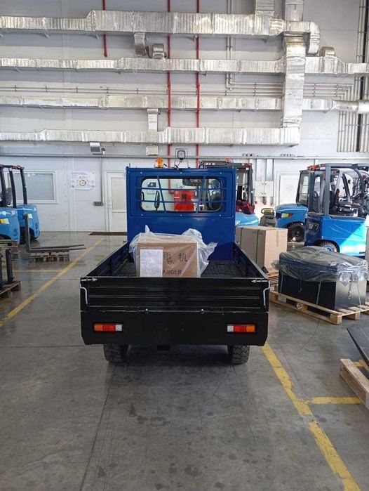 Тележка платформенная (тягач) Heli