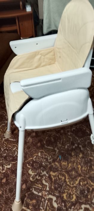 Продам детский столик