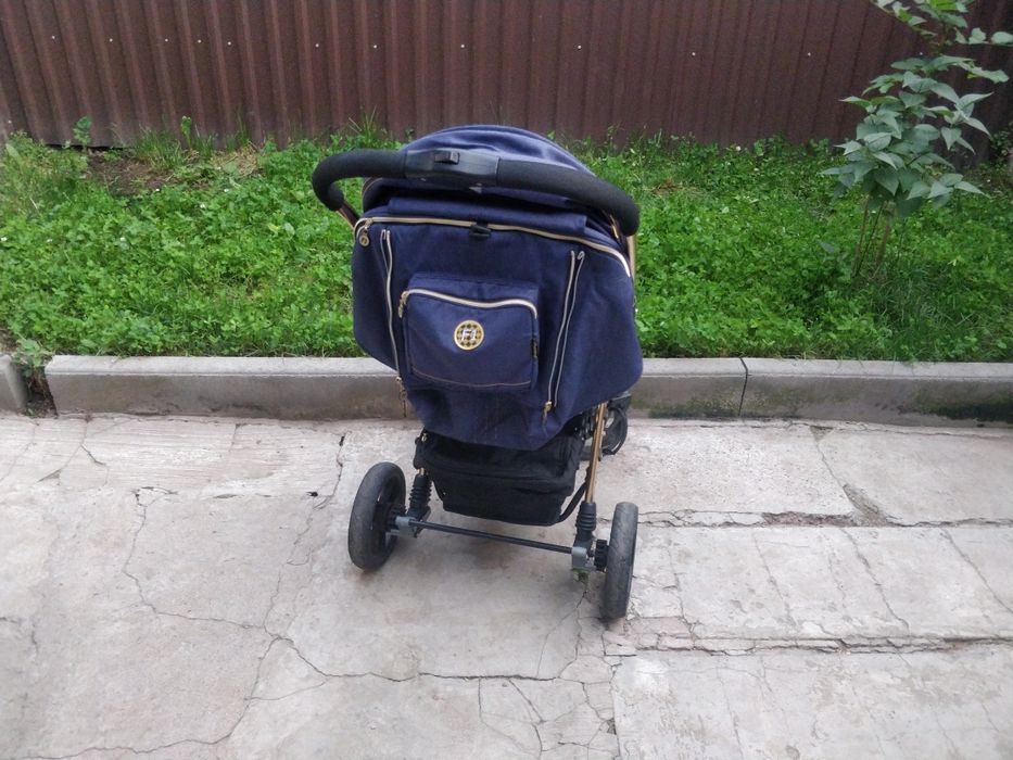 Продам коляску Monza