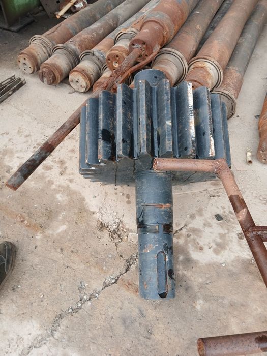 Венец хар хил турдаги бандажлар бор