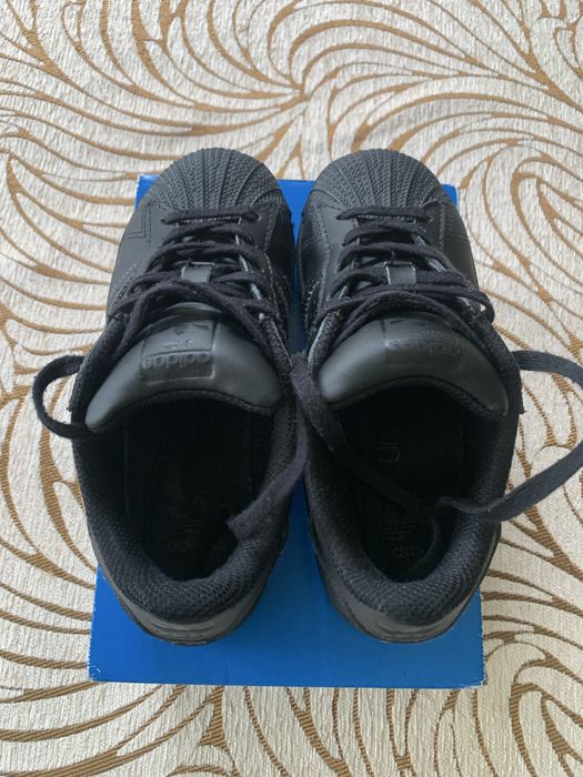 Sneakersi Adidas Originals Superstar ca NOI marime 31-1/2 - 19/20 cm