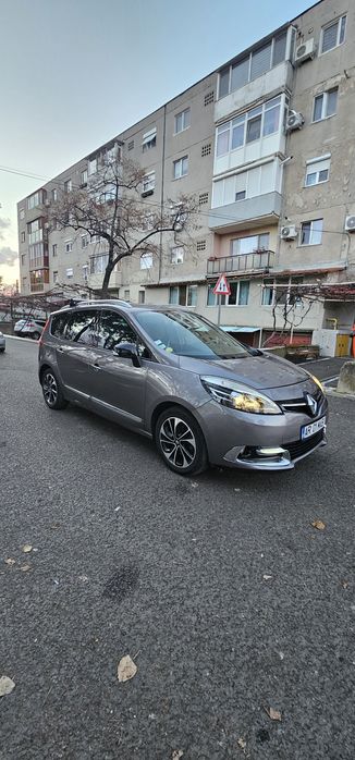 Renault Grand Scenic BOSE Edition 2015/10