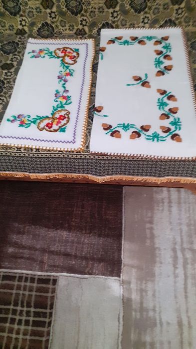 Carpete și fete de masa tradiționale