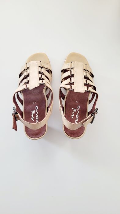 Sandale piele beige marime 39