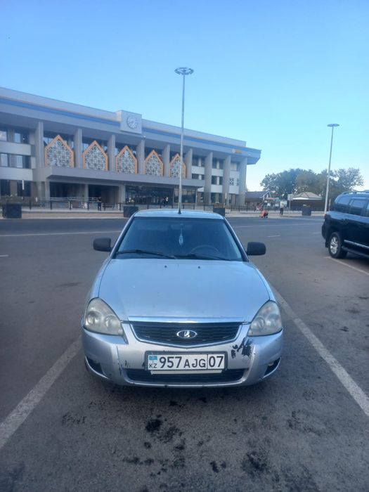 Продается приора
