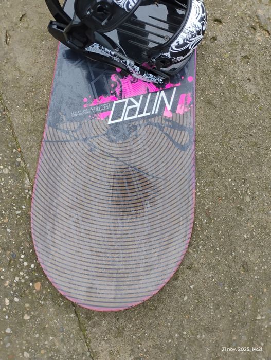 Vând placa snowboard