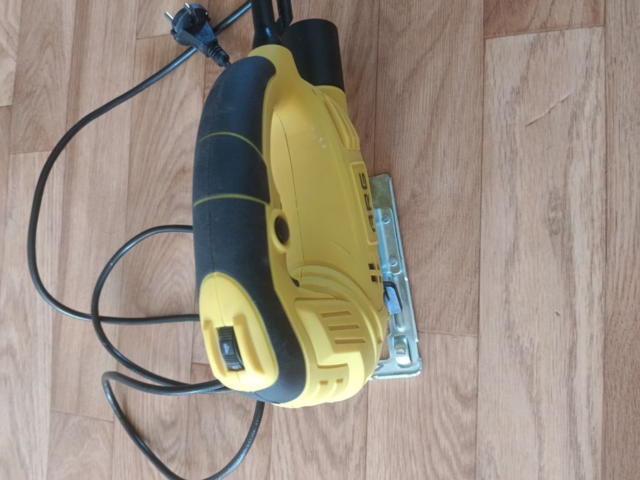 Лобзик сатамын..