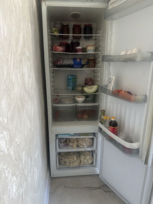Продам холодильник