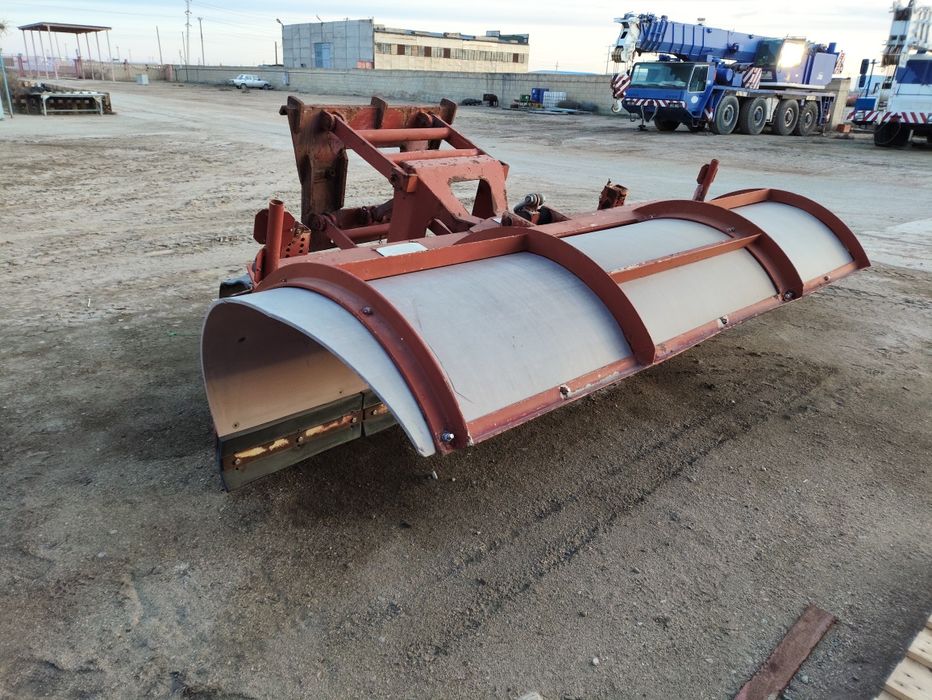 Снегоуборочной ковш