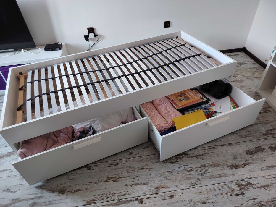 Легло ИКЕА BRIMNES 90x200 с подматрачна решетка