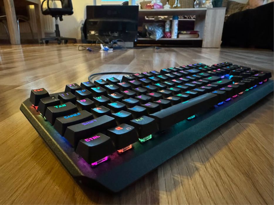 Tastatura mecanica gaming Redragon Varuna RGB