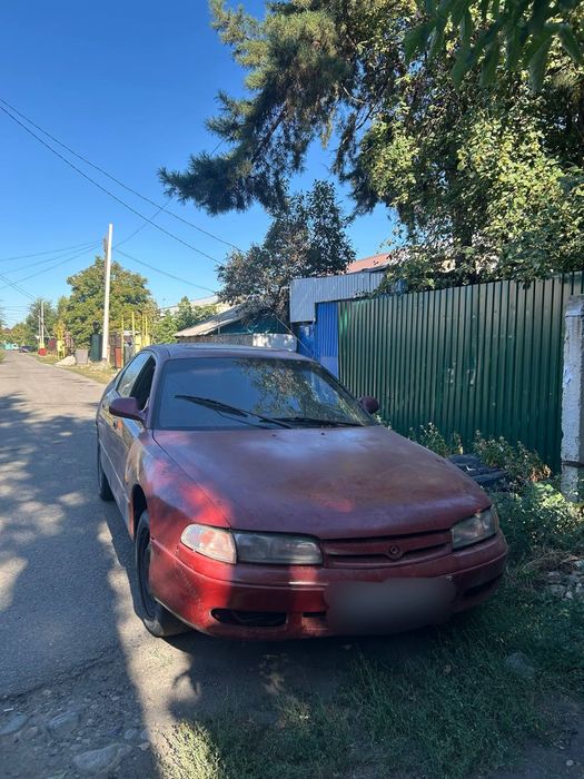 Продам Мазду Кронос