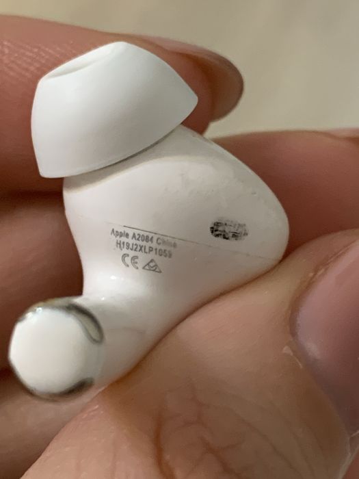 Apple AirPods правый наушник