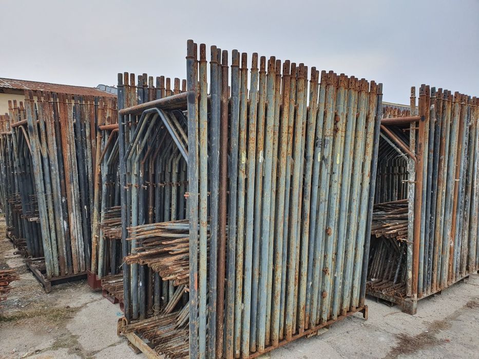 Кофражни шпилки,телескопични подпори и скеле