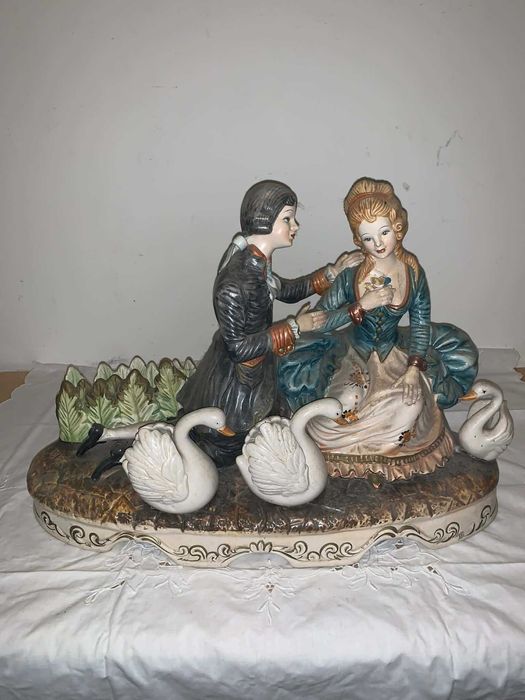 Bibelouri portelan statuie capodimonte