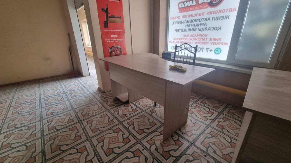 Стол офисный стулья