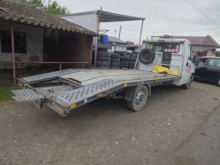 Vând autoplatforma Fiat Ducato 2.3 Diesel