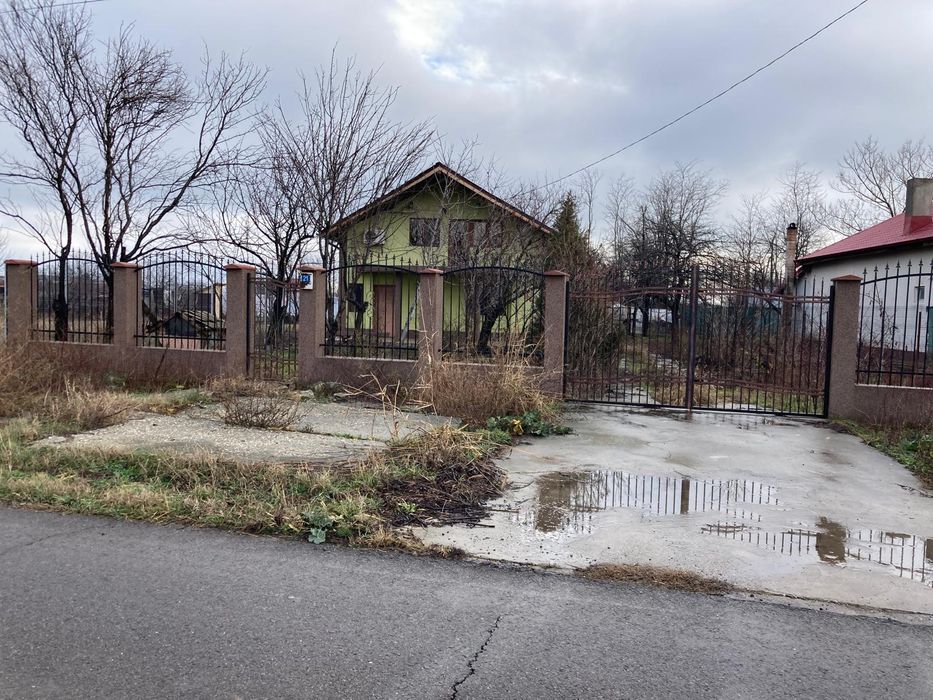 Casă de vânzare în Călărași comuna Gurbănești,47 km de București