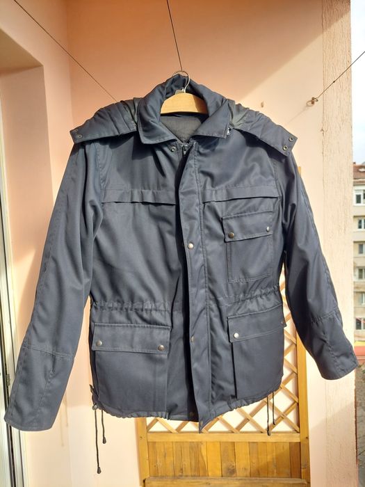 Продавам 2 бр. нови шуби