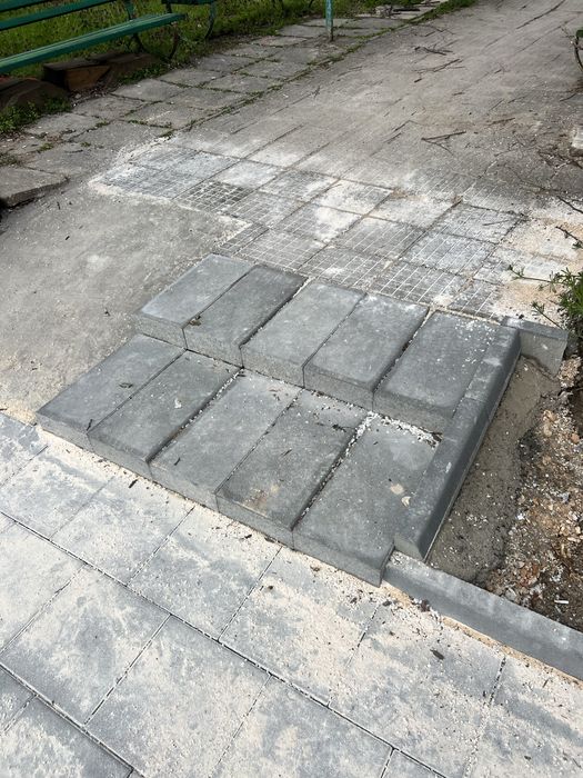 Редене на тротоарна Плоча