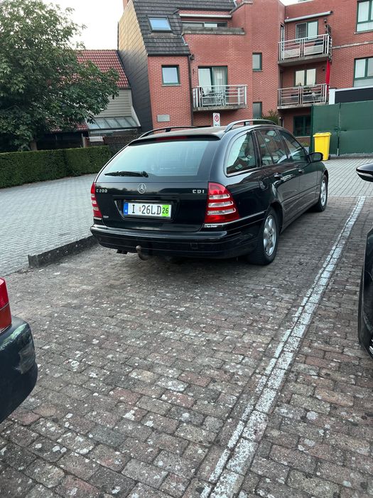 MERCEDES-BENZ C-Class 2003 — imagine 2