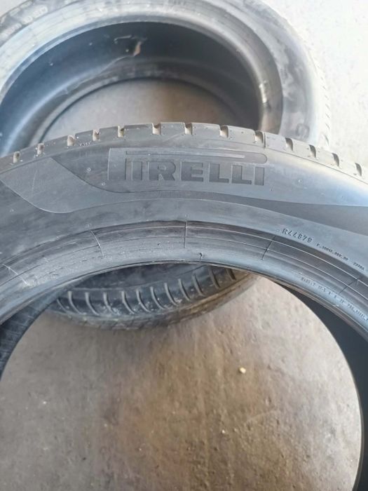 245/50/19 2броя Pirelli CinturatoP7.Гумите са в много добро състояние,
