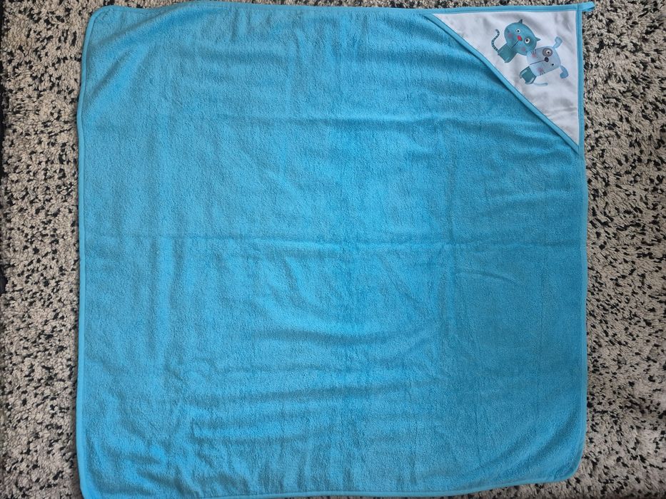 Нова детска хавлия с качулка Tega baby, размер 1х1 метър