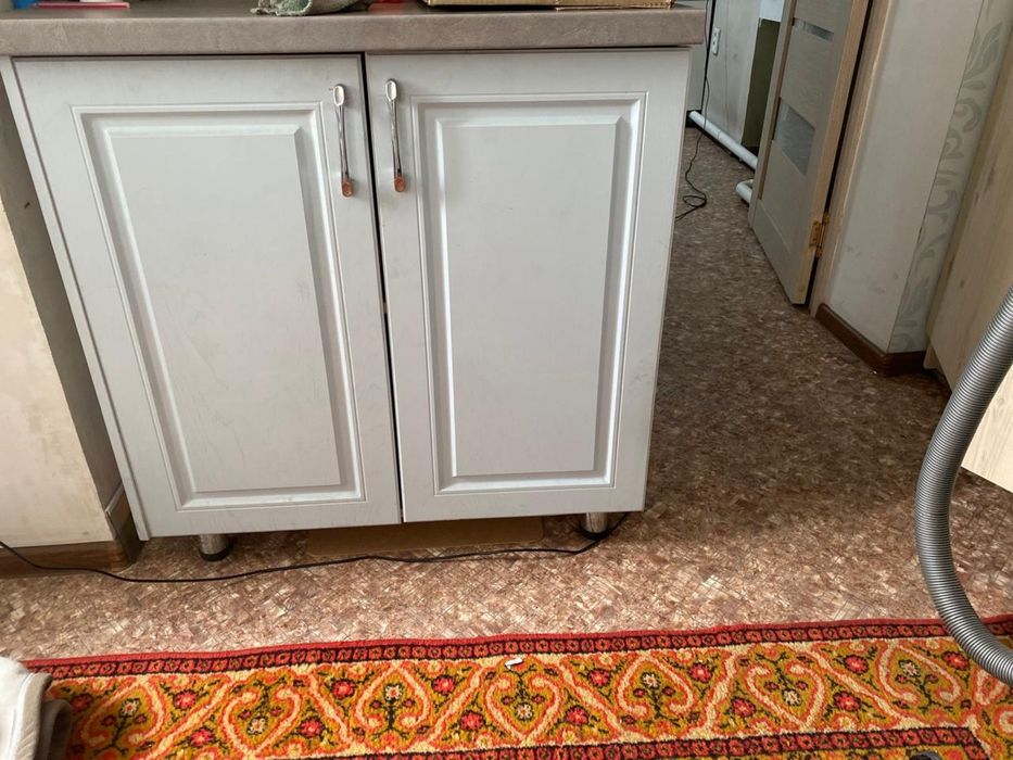 Продам кухонный гарнитур с техникой