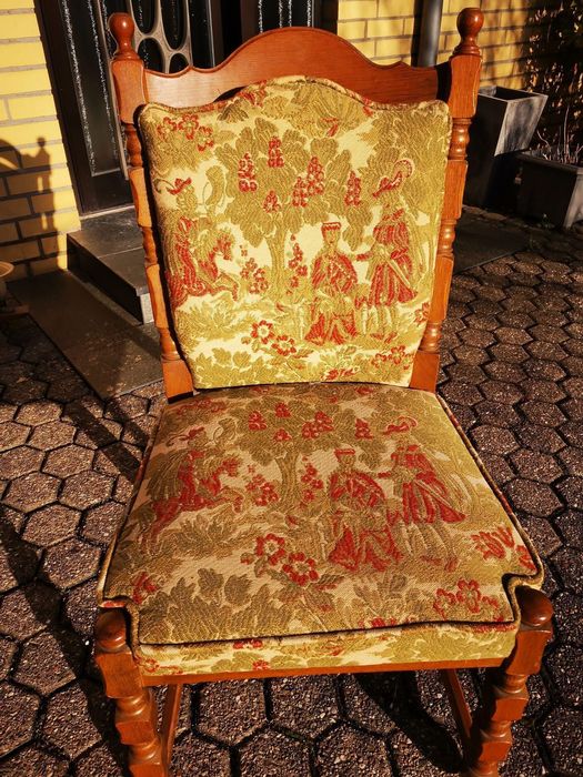 Кухненски ъгъл с маса