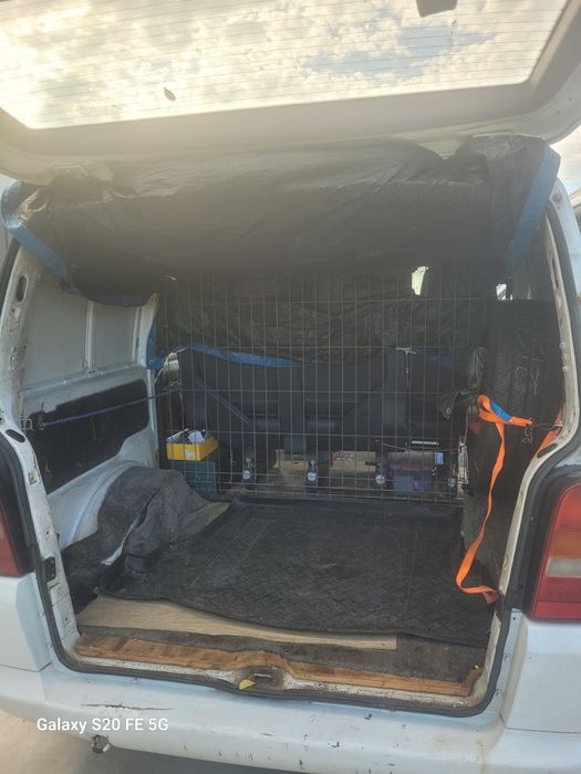 Mercedes vito,6 locuri + marfă