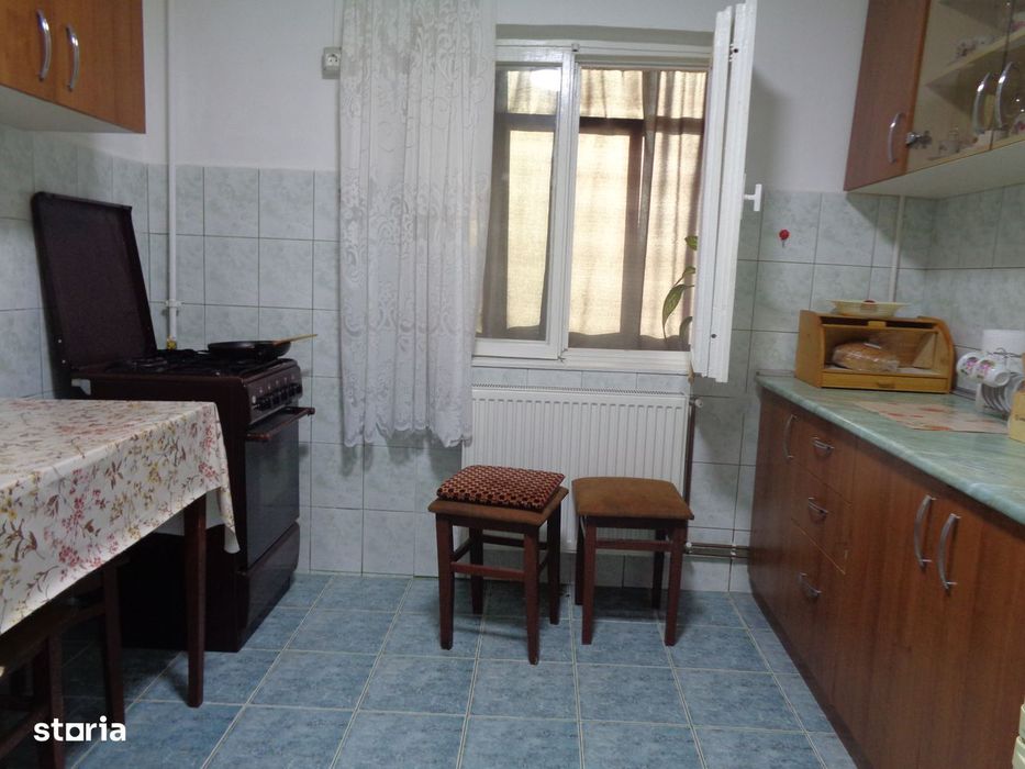 Apartament 2 camere dec, termoteca, mobilat, geam la baie MICALACA-300 — fotografia 3