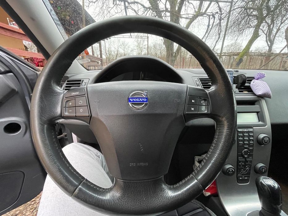 Se vinde volvo v 50
