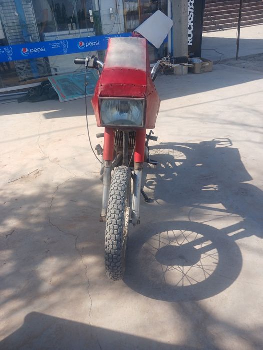 Minsk motosikl sotiladi