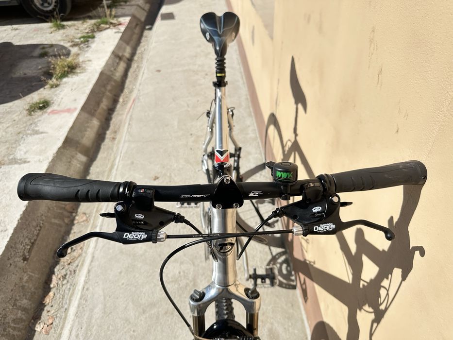 Bicicleta oras DiamnondBack 28 Inch Aluminiu 27 viteze Shimano Deore