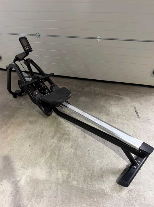 Професионални уреди Technogym Skillmill Connect & Matrix RXP Rower